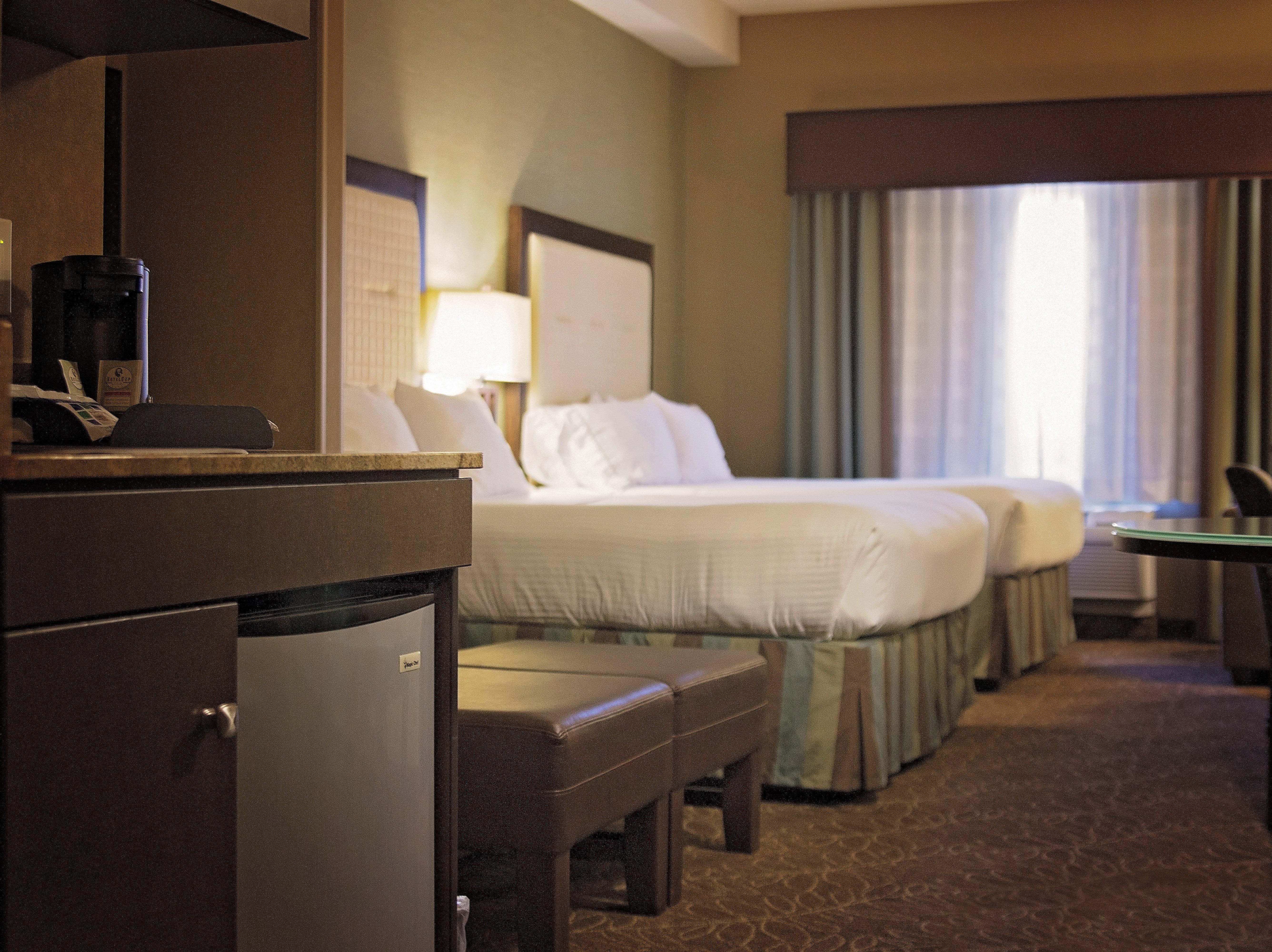 Holiday Inn Express & Suites Logan By Ihg Zewnętrze zdjęcie