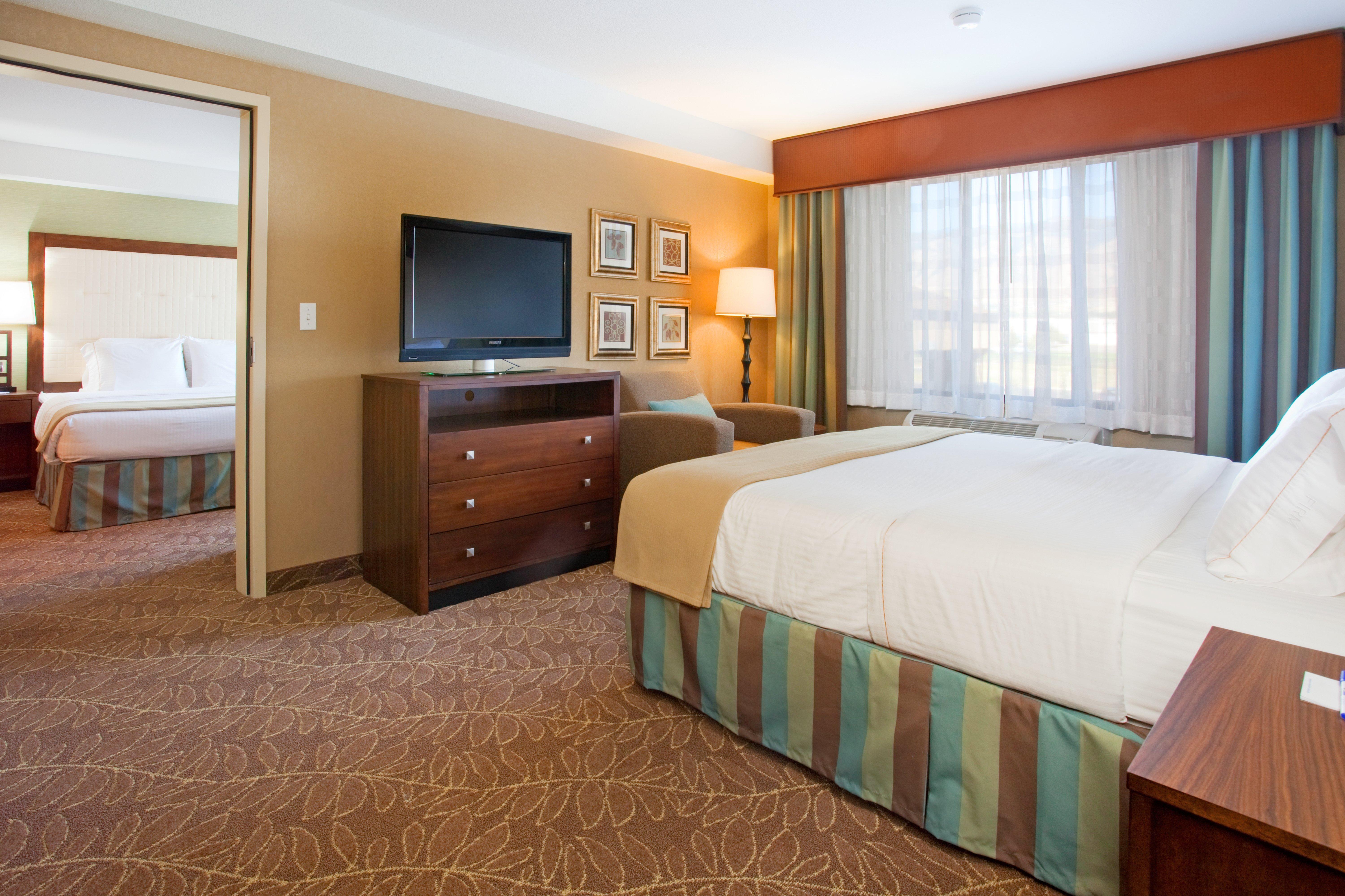 Holiday Inn Express & Suites Logan By Ihg Zewnętrze zdjęcie