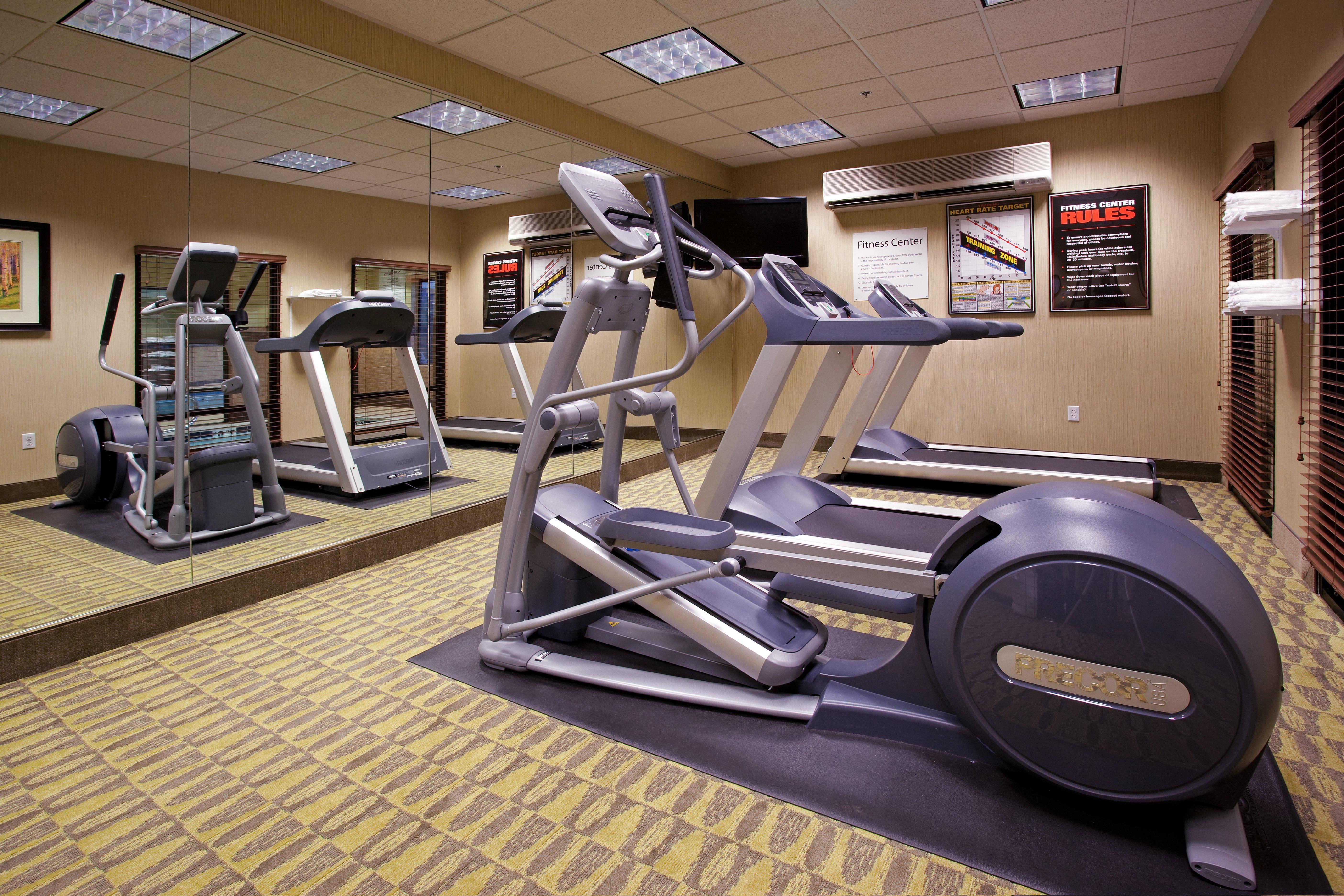 Holiday Inn Express & Suites Logan By Ihg Zewnętrze zdjęcie